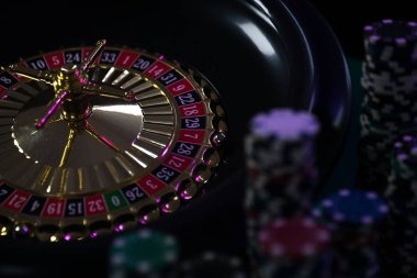 badak 168 live blackjack table with dealer and player cards visible
